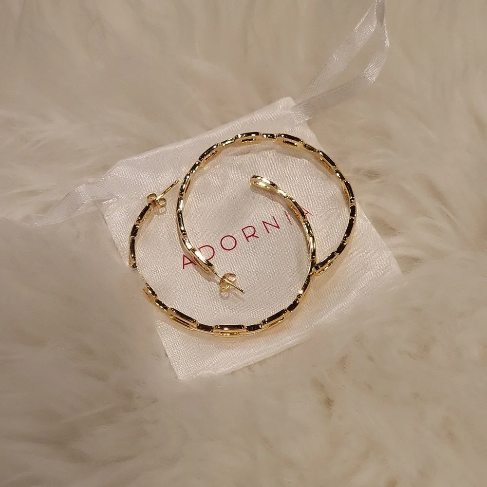 Adornia 2 Inch 14K Gold Plated Chain Link Hoop Earrings - Picture 4 of 9